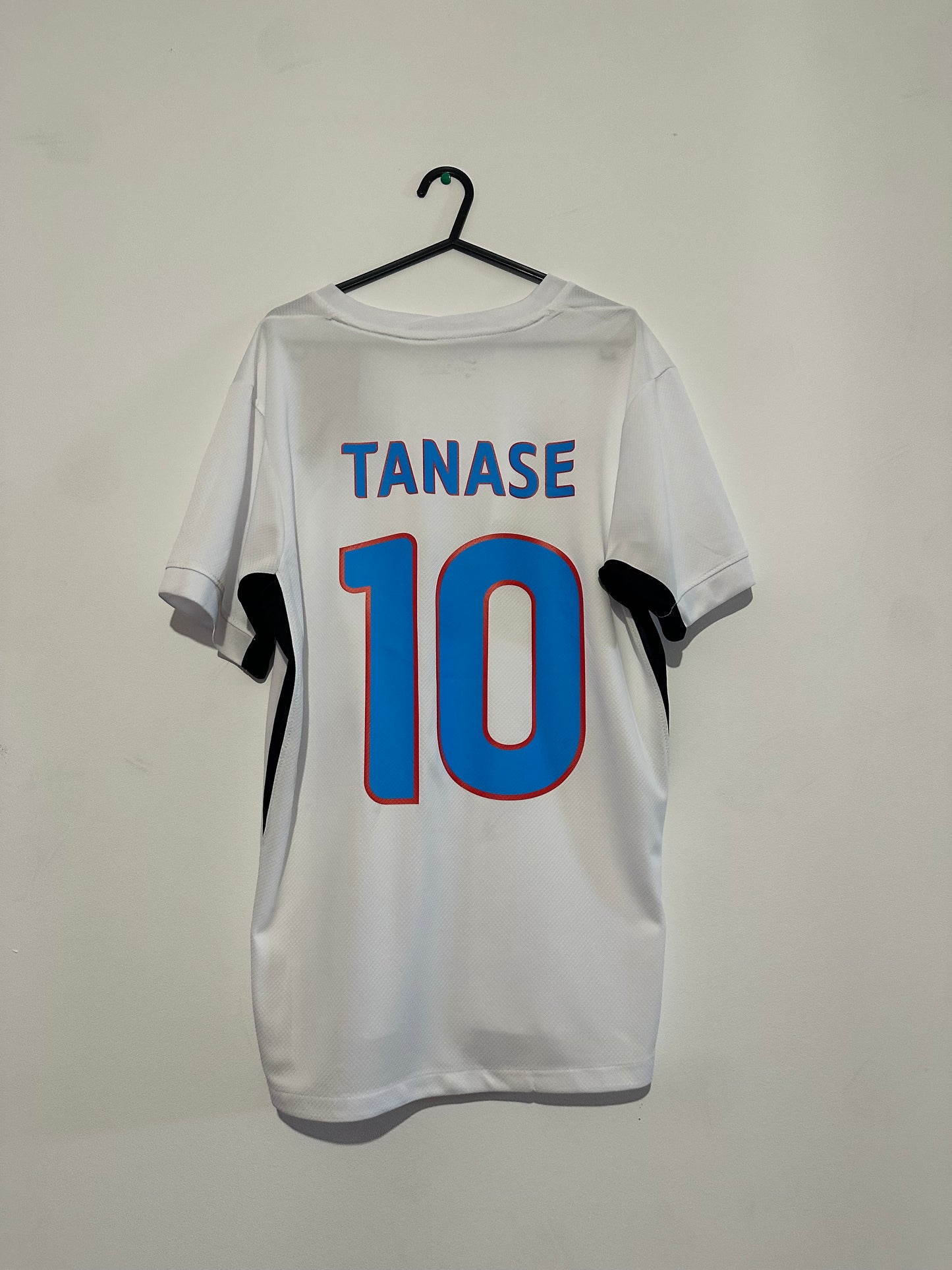 Tricu FCSB 25/26 away Tanase