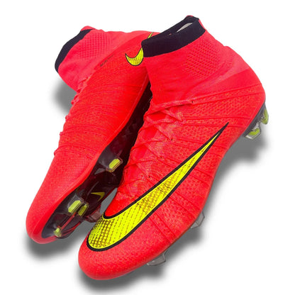 Nike Mercurial Superfly 4 Elite