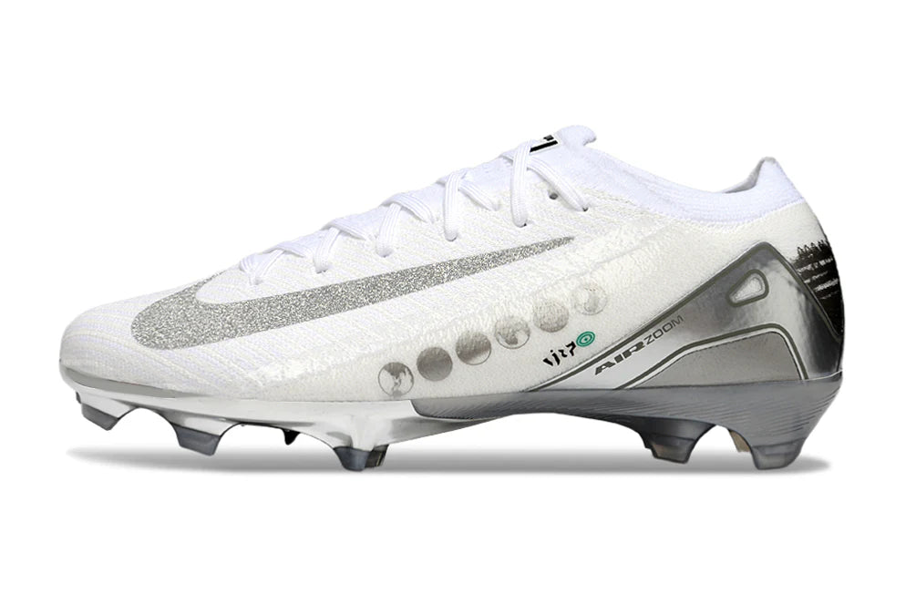 Vinicius jr UPOTY boots Elite