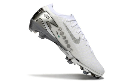 Vinicius jr UPOTY boots Elite